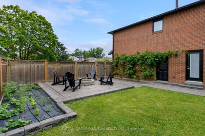 1883 Bough Beeches Mississauga,ON L4W 2J8 — Photo 34