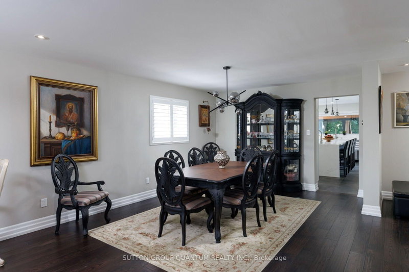 1883 Bough Beeches Mississauga,ON L4W 2J8 — Photo 8