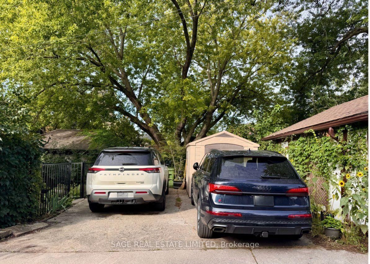 90 Methuen Avenue • Toronto, ON photo 31