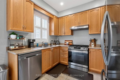 7201 Triumph Mississauga,ON L5N 0C5 — Photo 9