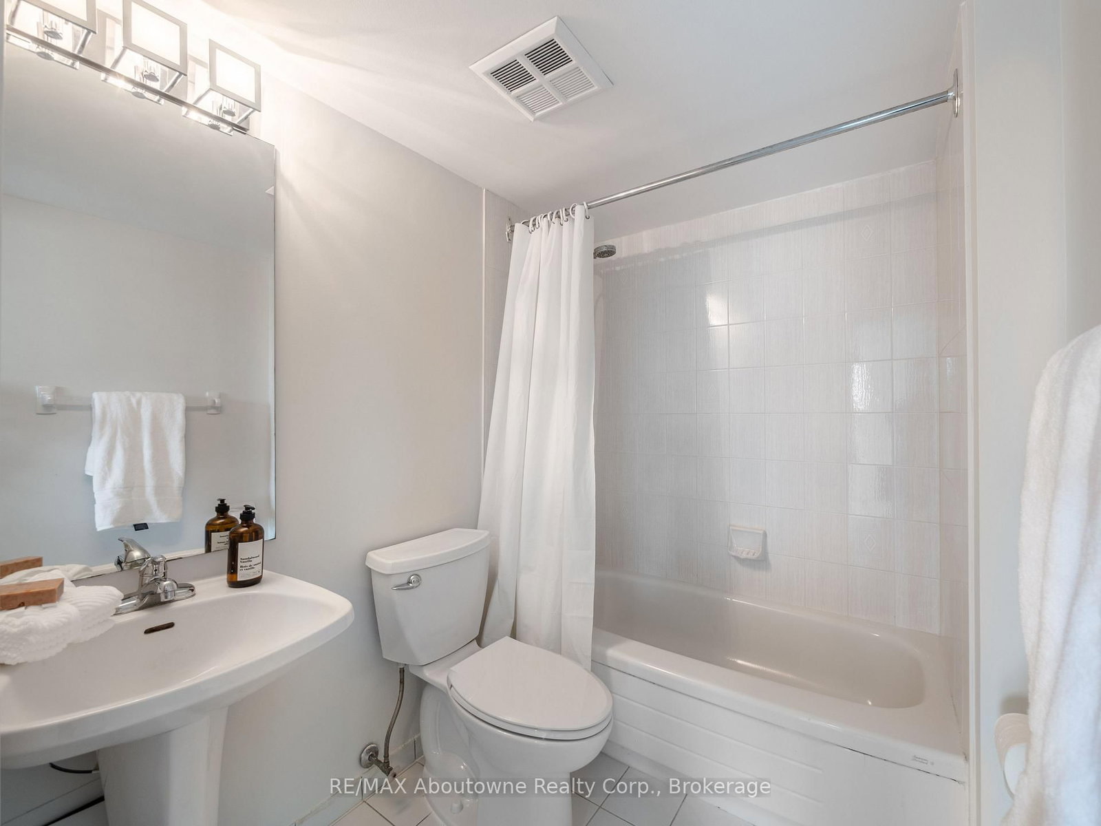 2177 Burnhamthorpe Road W • #309 • Mississauga, ON photo 21