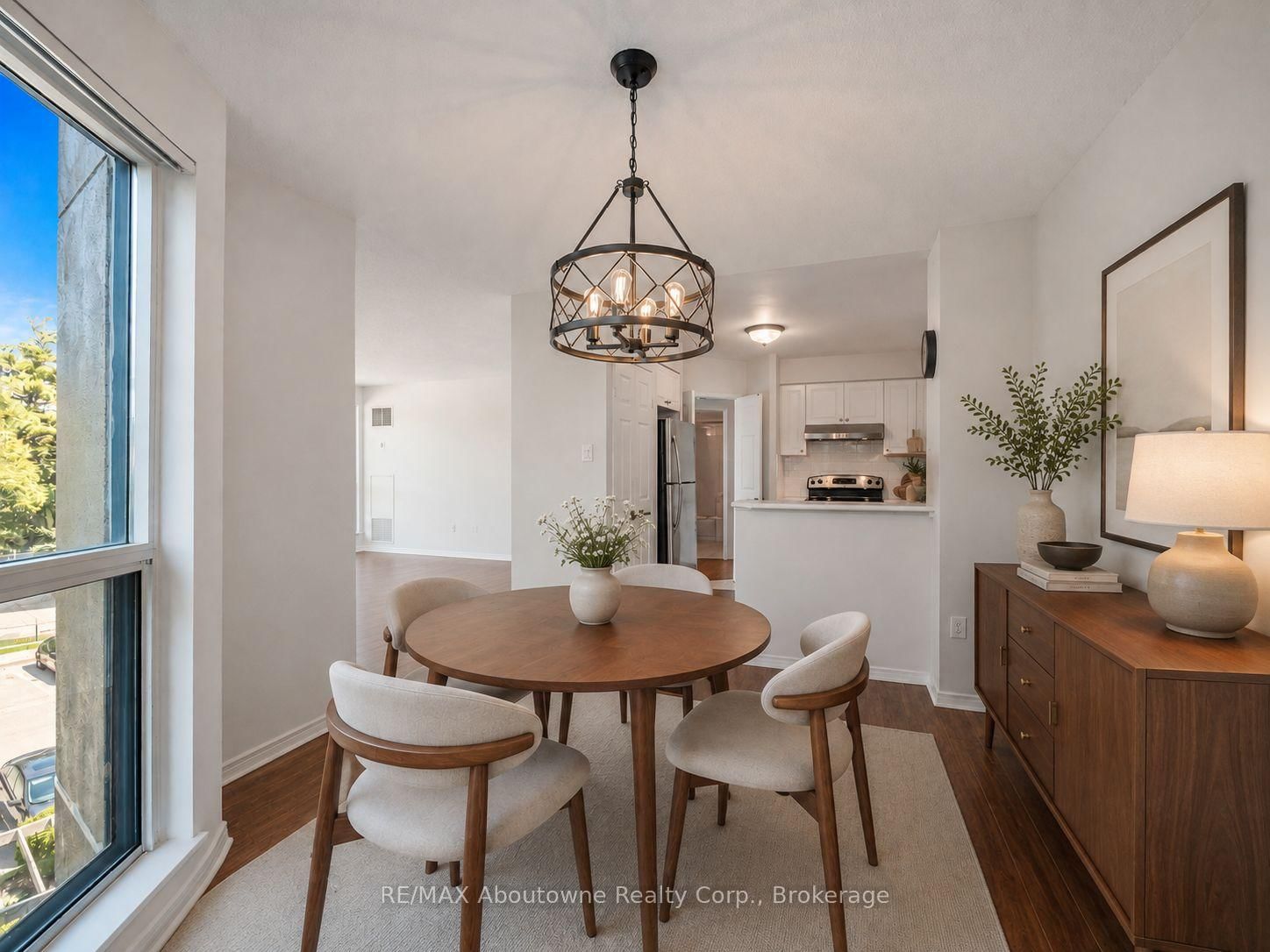 2177 Burnhamthorpe Road W • #309 • Mississauga, ON photo 5