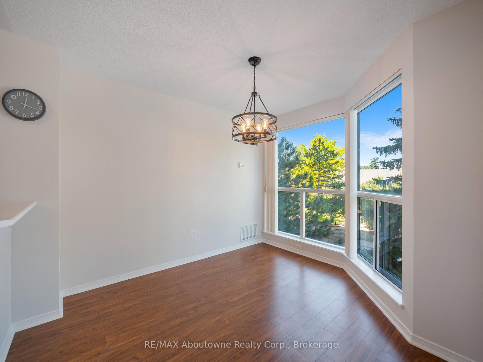 2177 Burnhamthorpe Road W • #309 • Mississauga, ON photo 6
