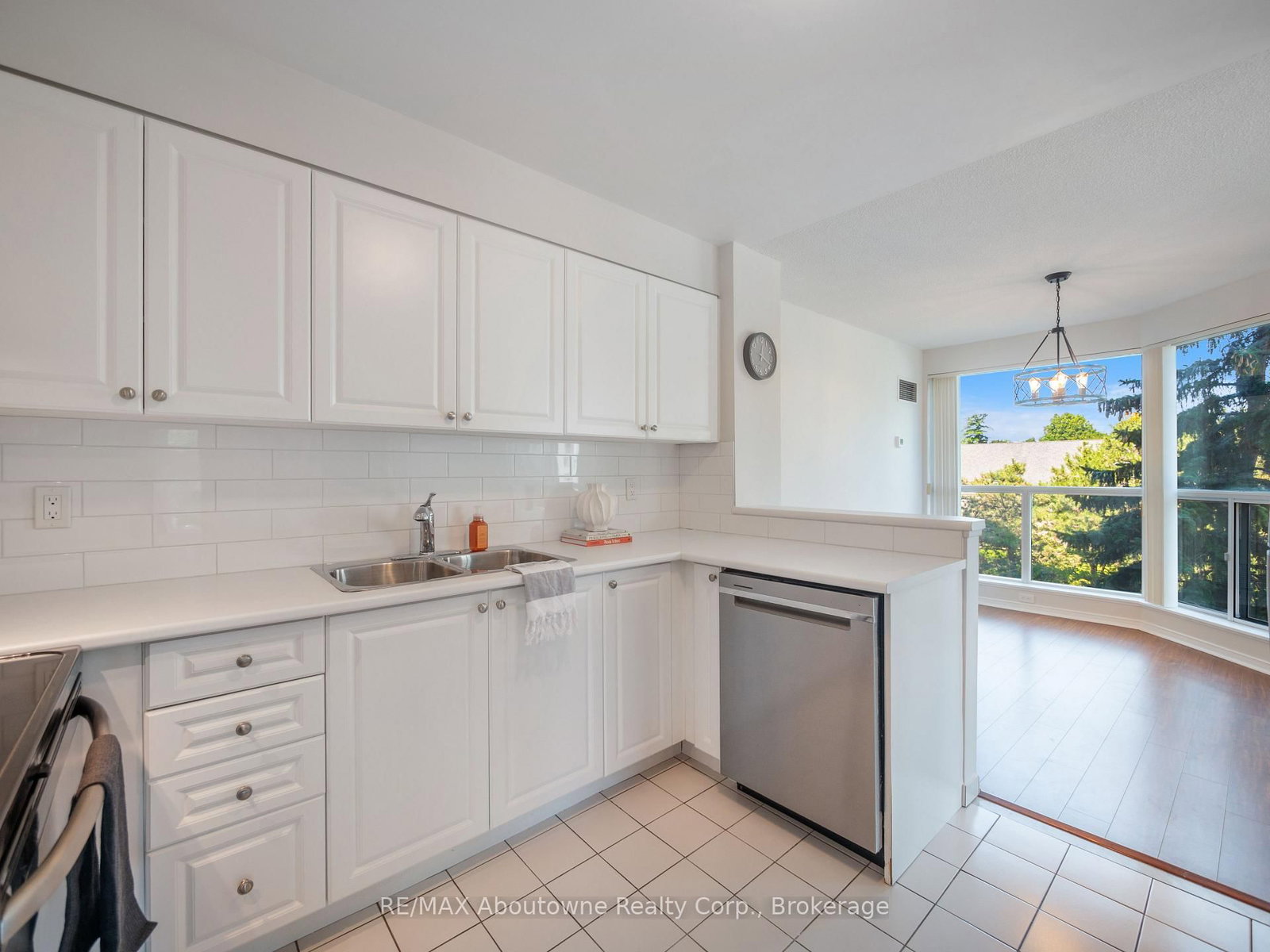 2177 Burnhamthorpe Road W • #309 • Mississauga, ON photo 9