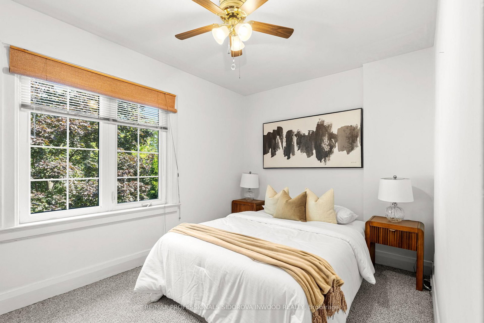 11 Winfield Avenue • Toronto, ON photo 18