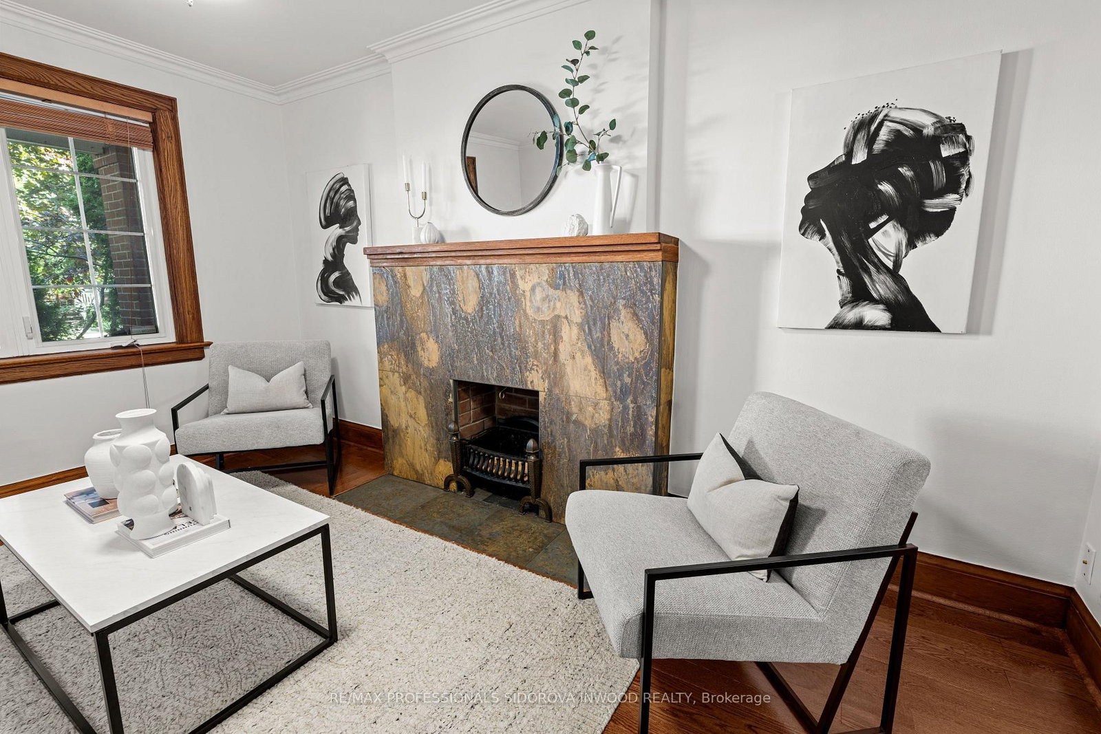 11 Winfield Avenue • Toronto, ON photo 6