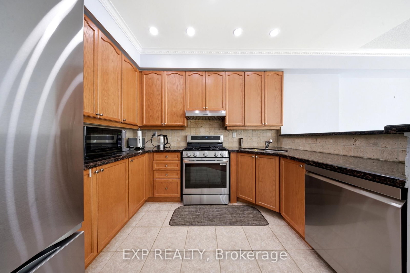6 Purple Finch Court • Brampton, ON photo 19