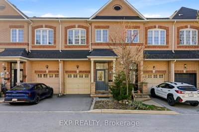 6 Purple Finch Court • Brampton, ON photo 3