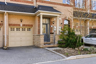6 Purple Finch Court • Brampton, ON photo 4