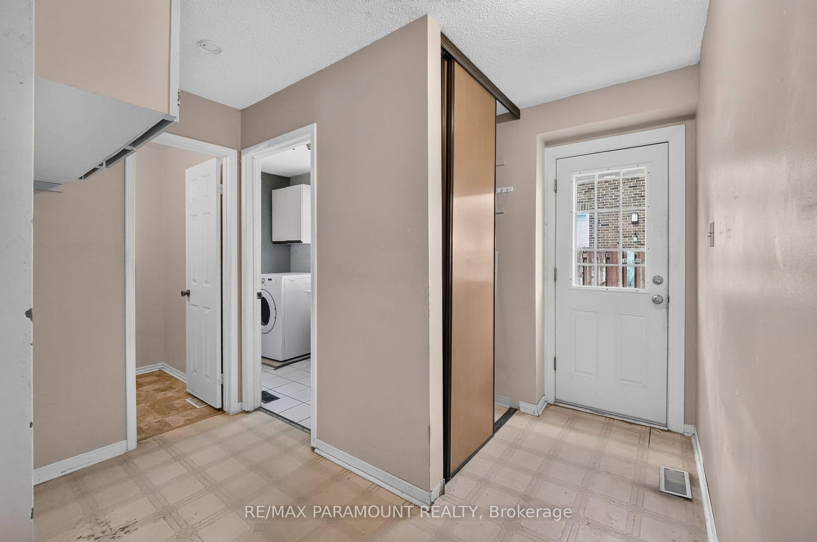 177 Weybridge Trail • Brampton, ON photo 12