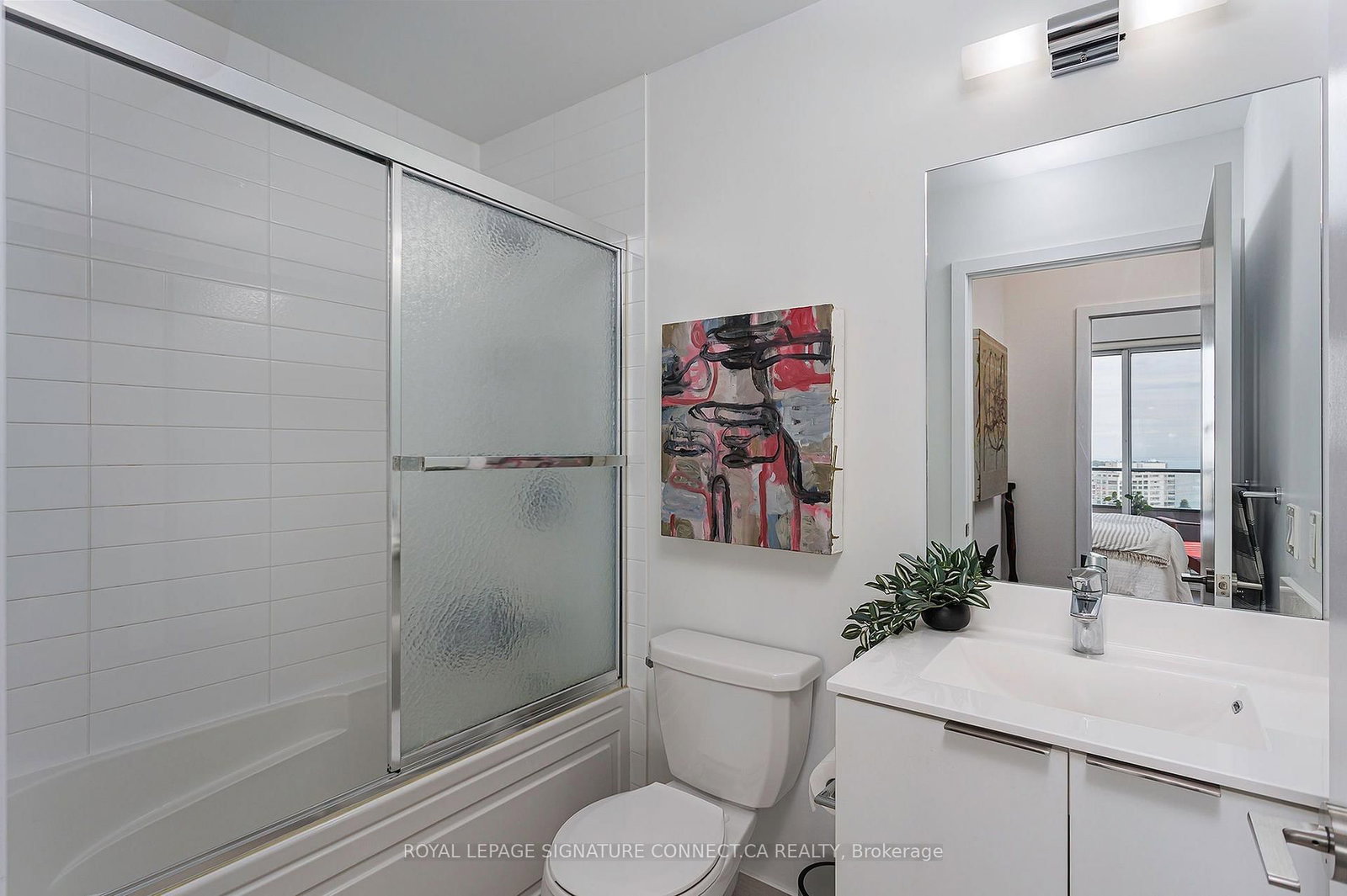 30 Shore Breeze Drive • #1319 • Toronto, ON photo 13