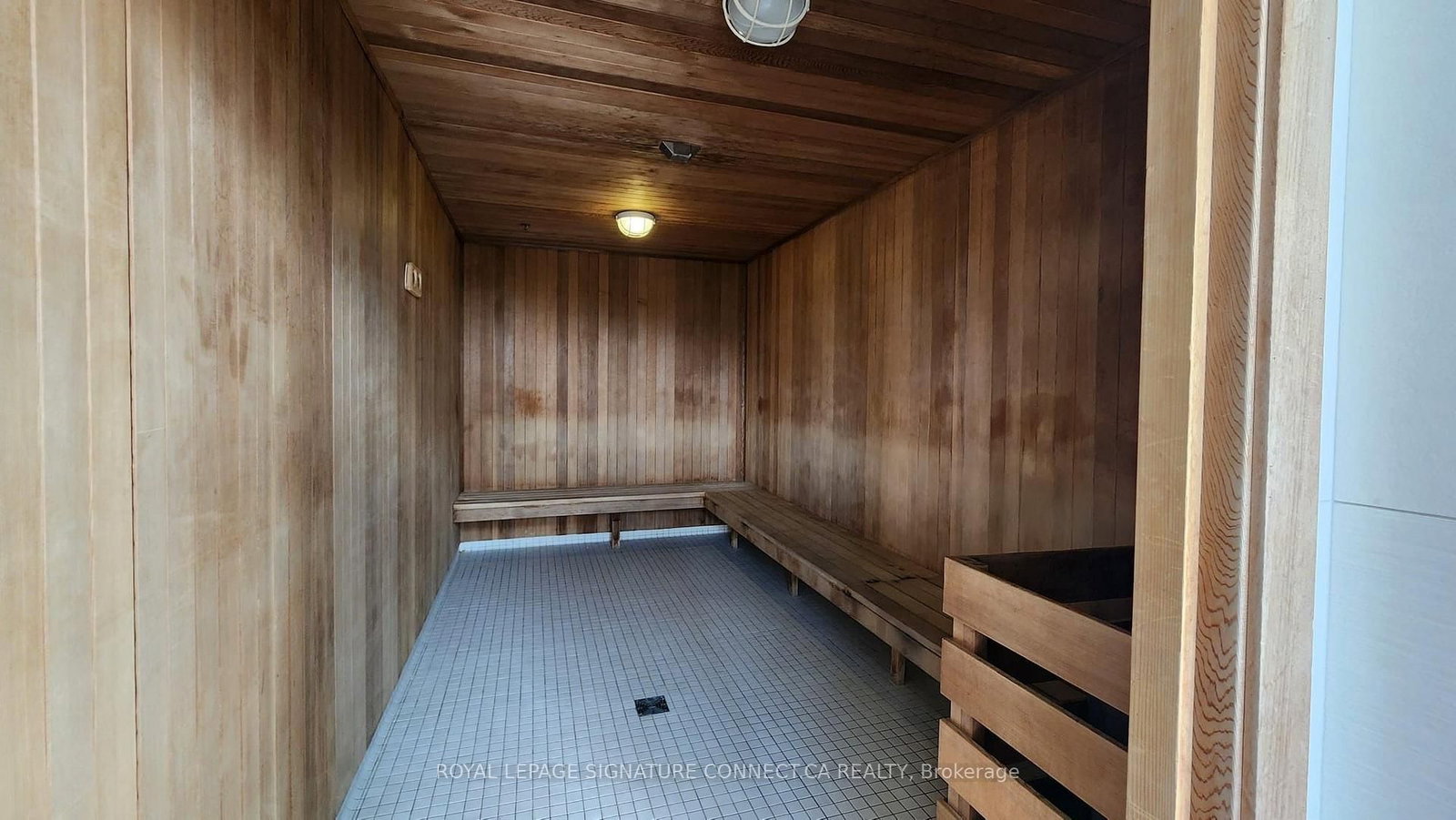 30 Shore Breeze Drive • #1319 • Toronto, ON photo 27