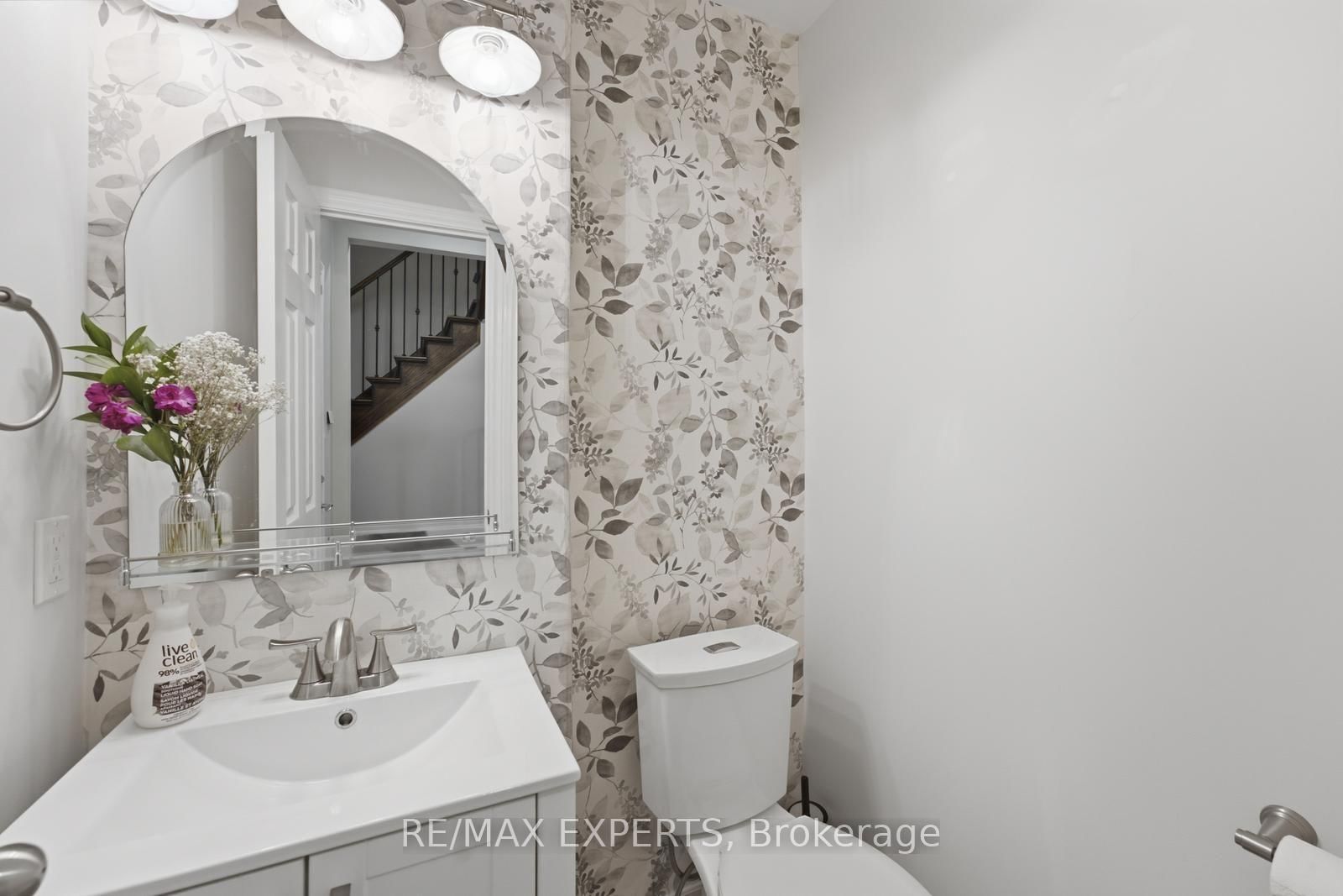 72 Victor Large Way • Orangeville, ON photo 16