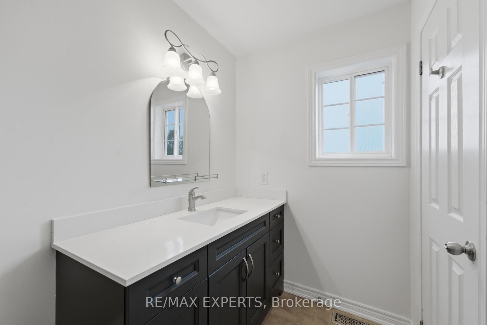 72 Victor Large Way • Orangeville, ON photo 21