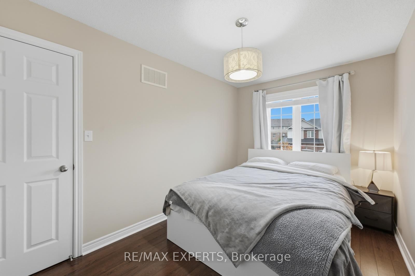 72 Victor Large Way • Orangeville, ON photo 23
