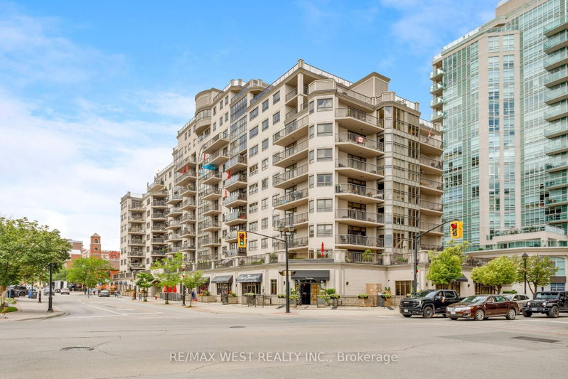 905 - 399 Elizabeth Street