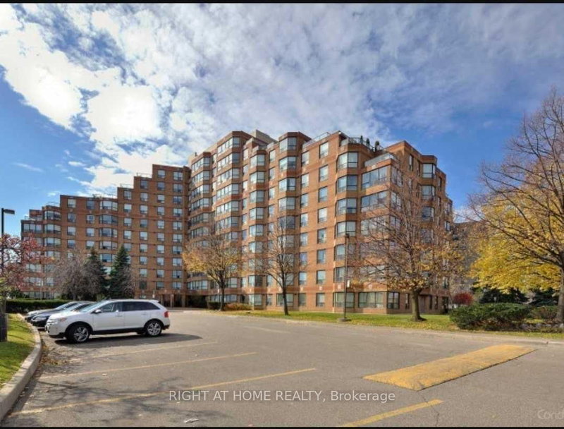813 - 6 Humberline Drive