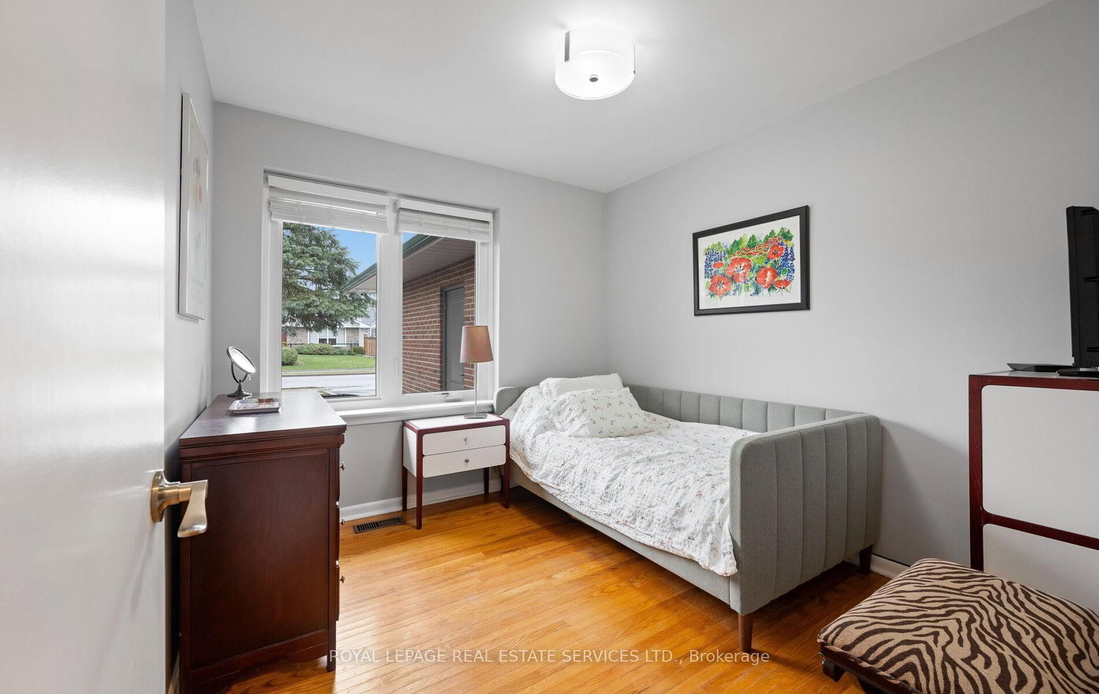 22 Arbroath Crescent • Toronto, ON photo 24