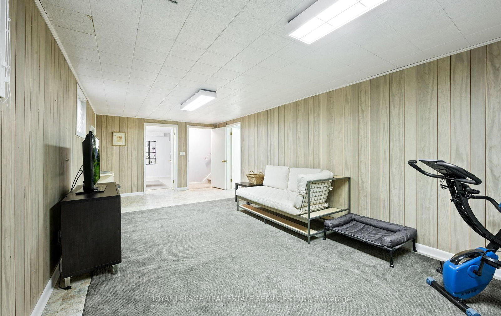 22 Arbroath Crescent • Toronto, ON photo 33