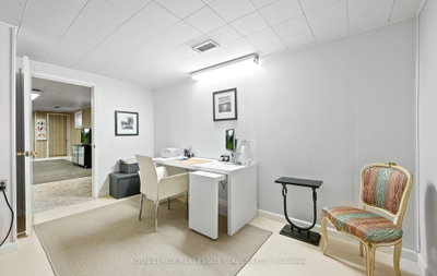 Thumbnail 36