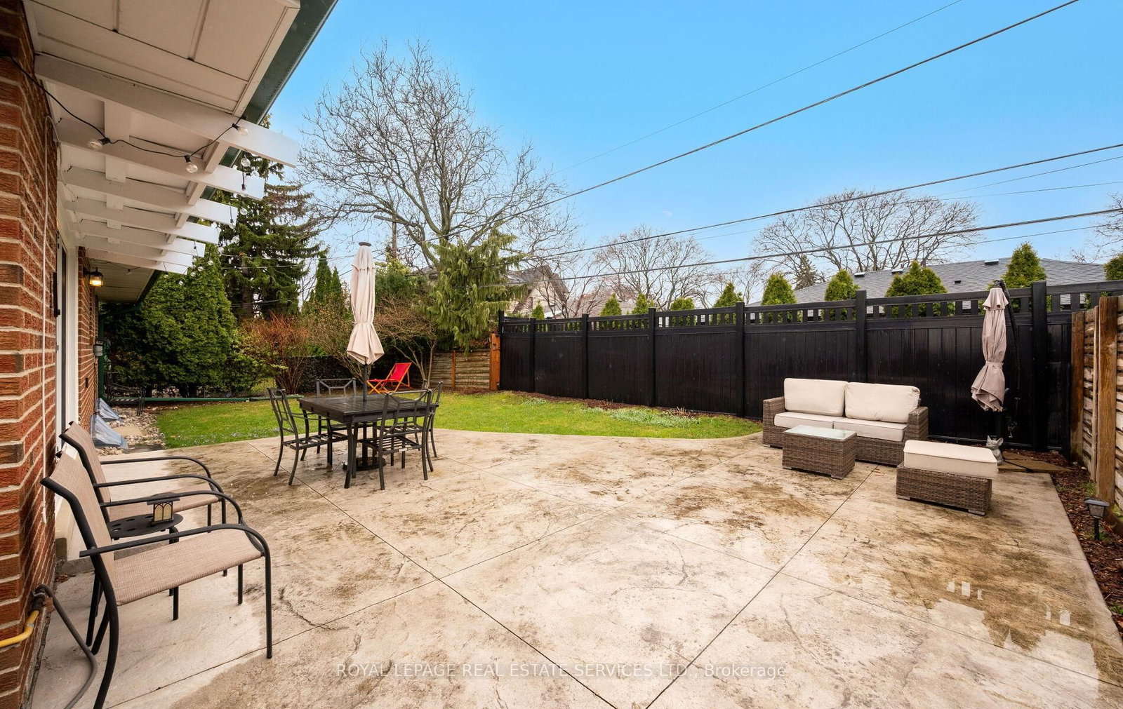 22 Arbroath Crescent • Toronto, ON photo 45