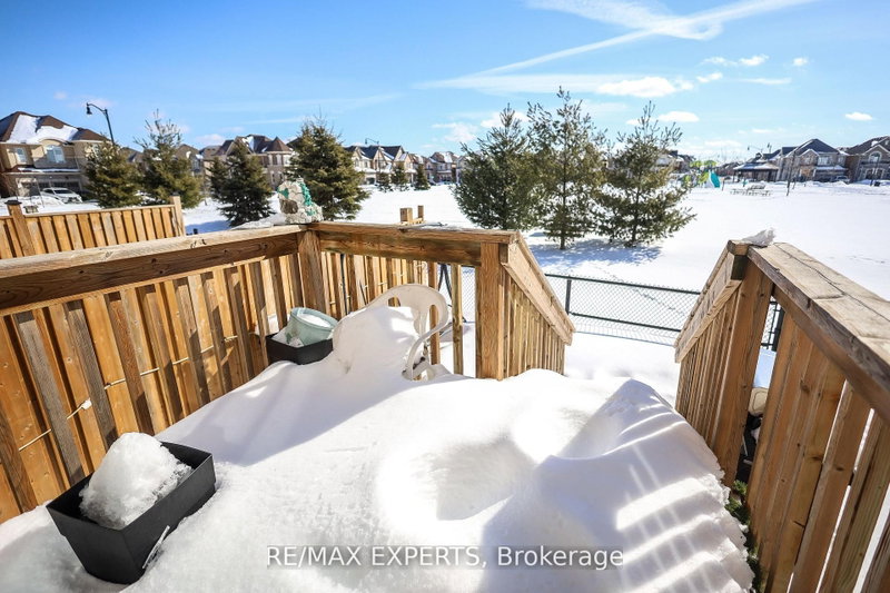 27 Hogan Manor Brampton,ON L7A 4V3 — Photo 36