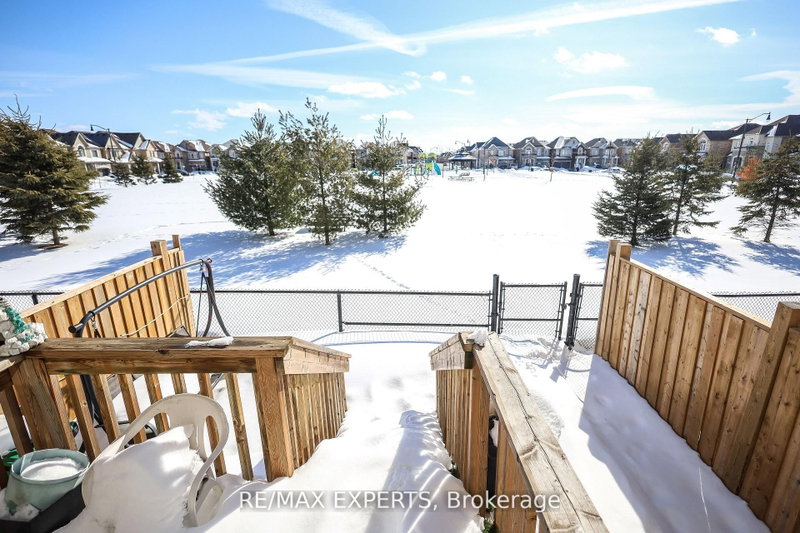 27 Hogan Manor Brampton,ON L7A 4V3 — Photo 38