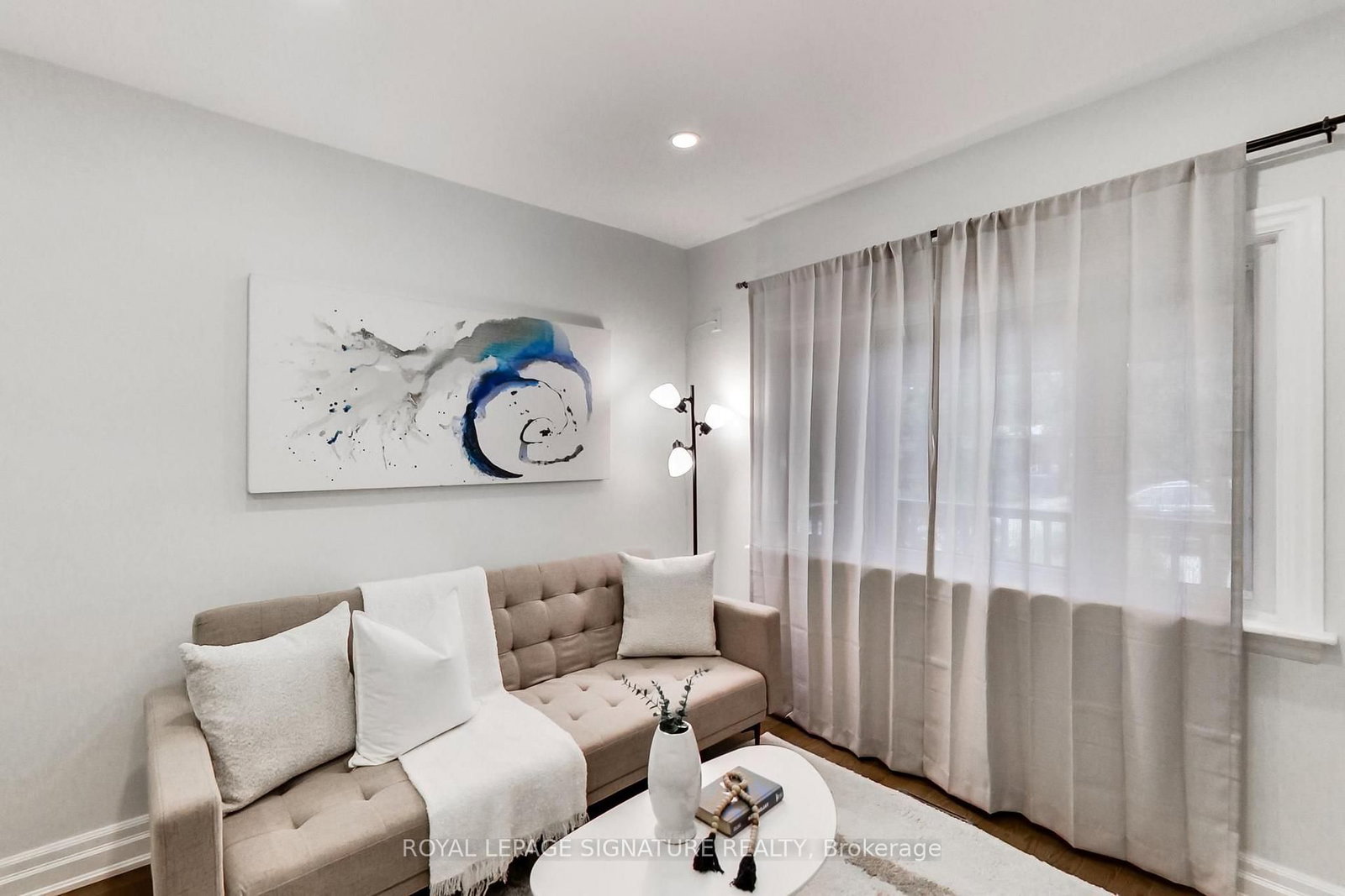 36 Criscoe Street • Toronto, ON photo 8
