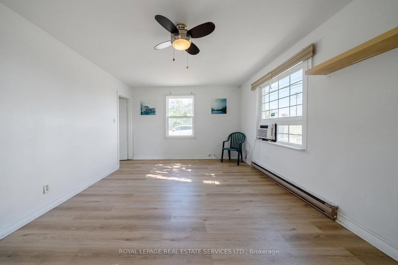 3209 Bronte Road