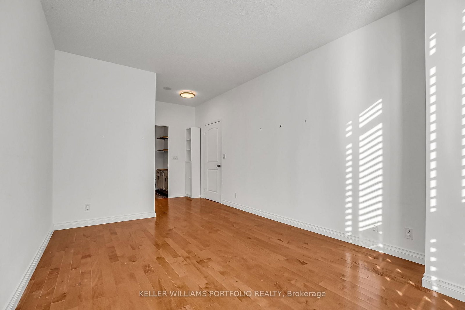 185 Legion Road N • #PH7 • Toronto, ON photo 16