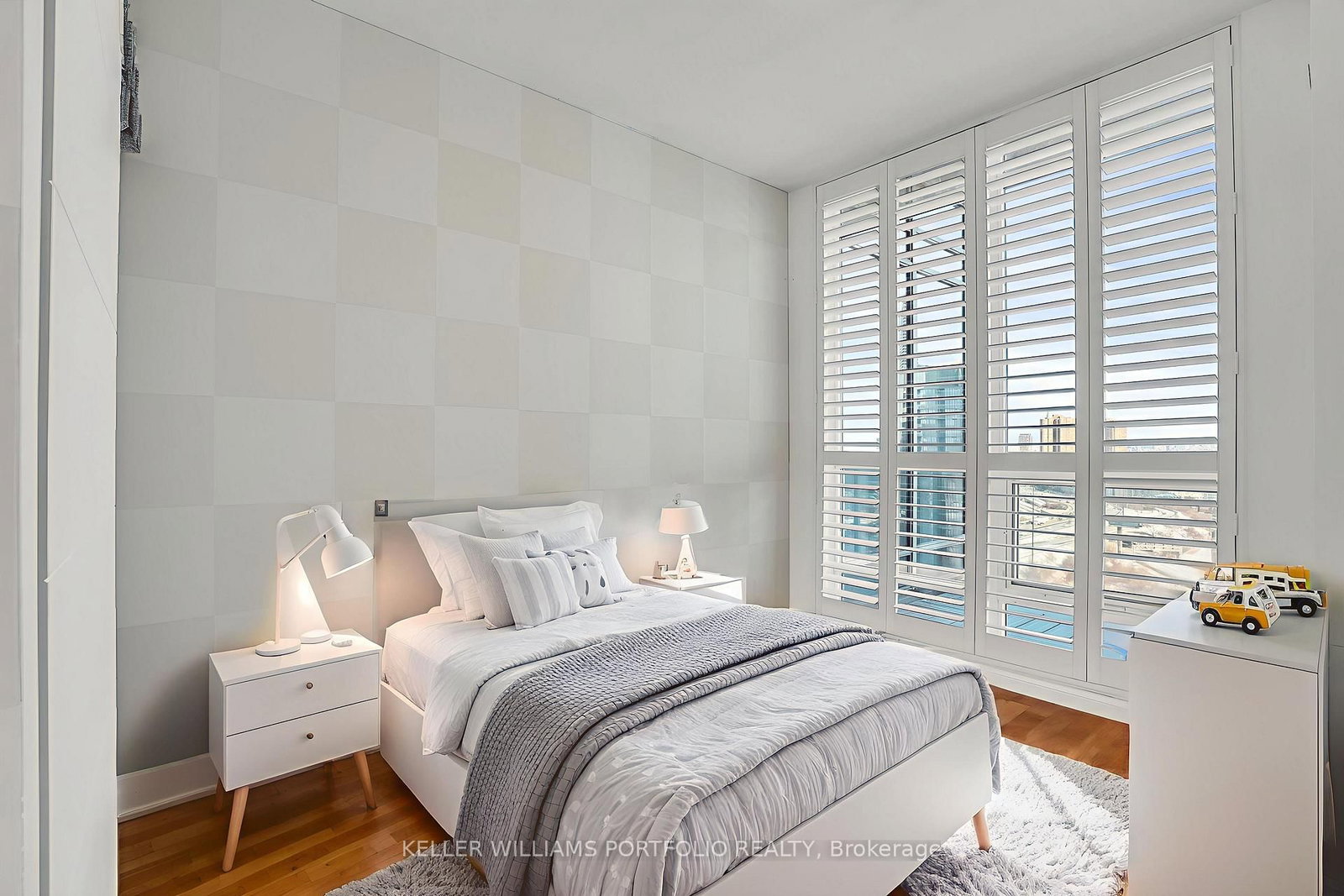185 Legion Road N • #PH7 • Toronto, ON photo 18