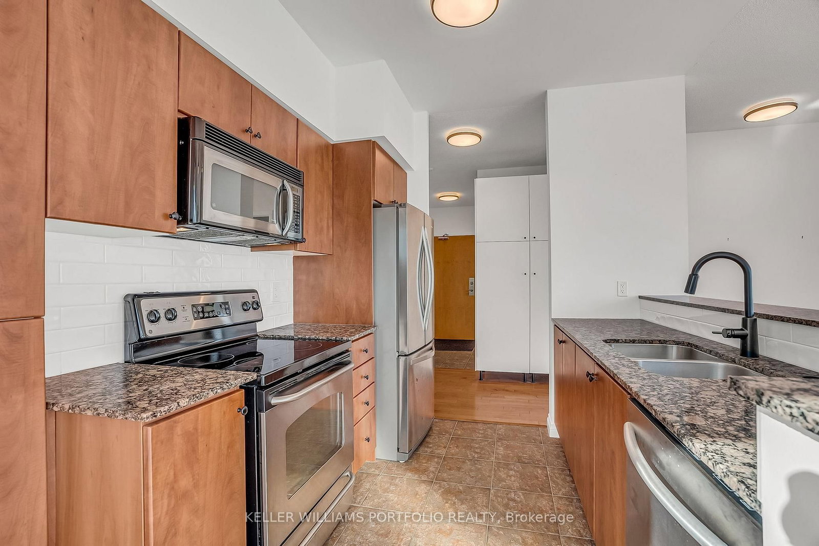 185 Legion Road N • #PH7 • Toronto, ON photo 8