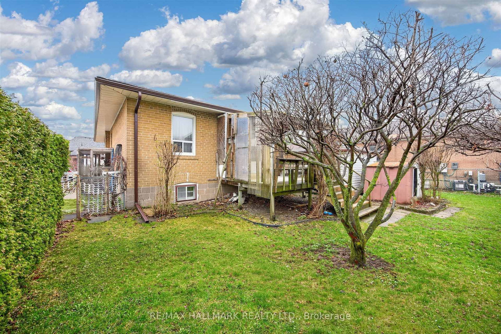 50 Dorking Crescent • Toronto, ON photo 38