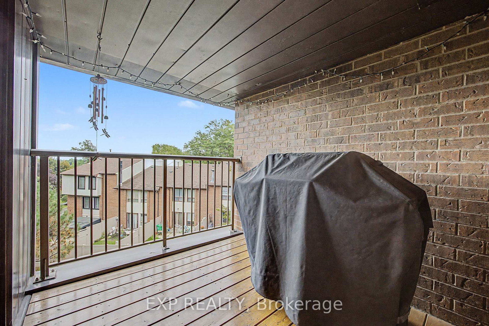 Townhouse for sale at 501-1000 Cedarglen Gate, Mississauga, Ontario, L5C 3Z5 - Erindale - MLS: W13754276