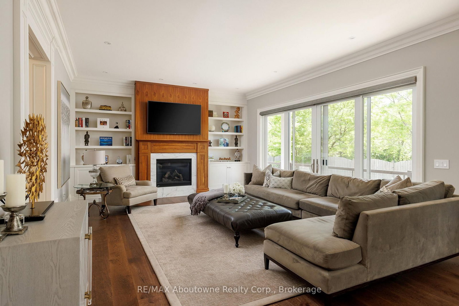 456 Lakeshore Road W • Oakville, ON photo 13