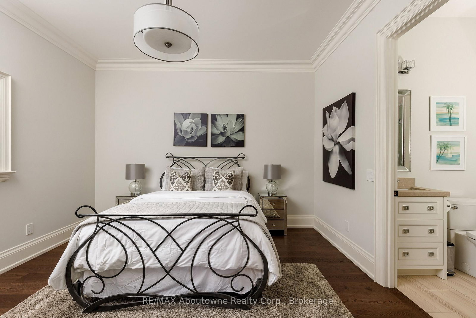 456 Lakeshore Road W • Oakville, ON photo 33