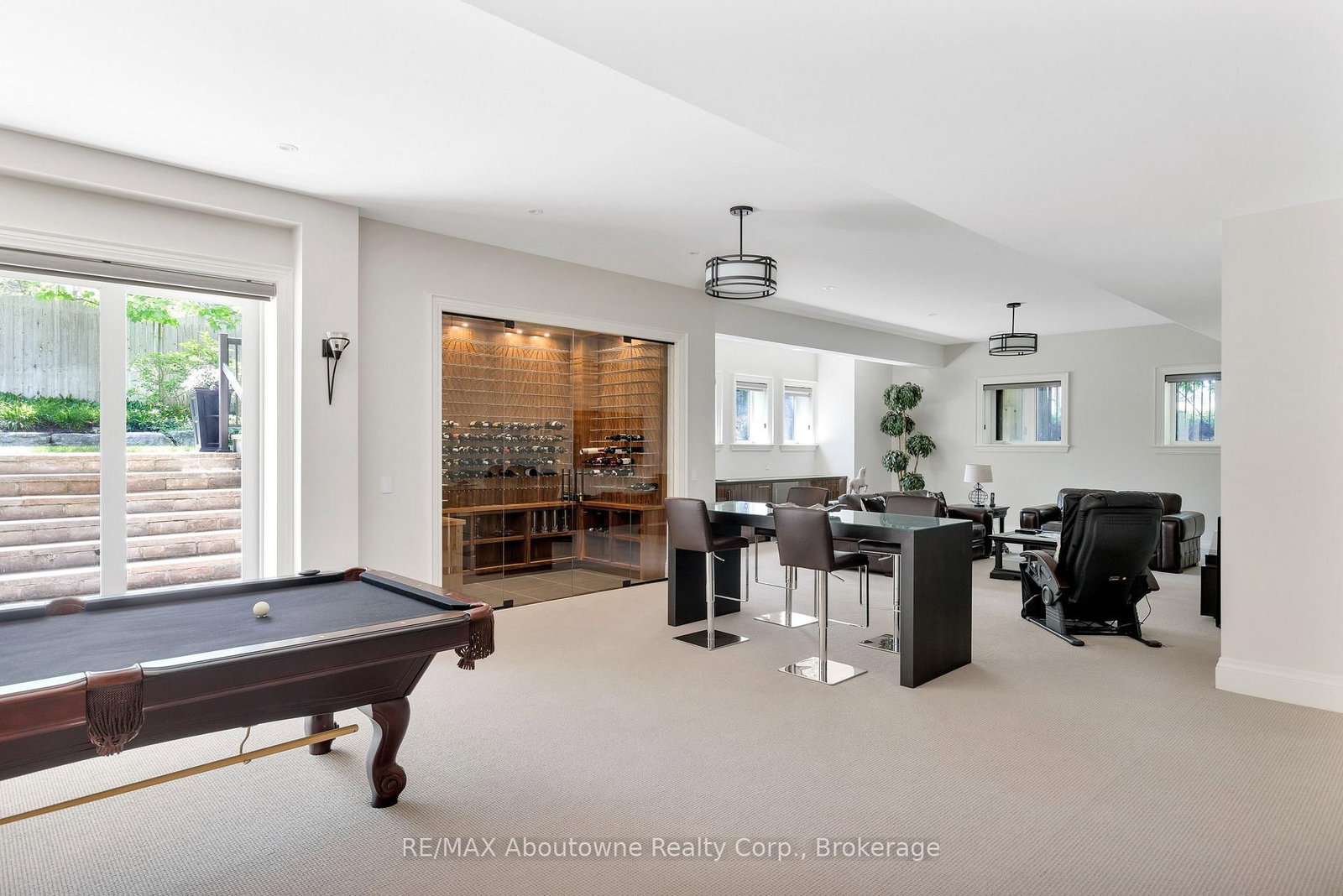 456 Lakeshore Road W • Oakville, ON photo 35