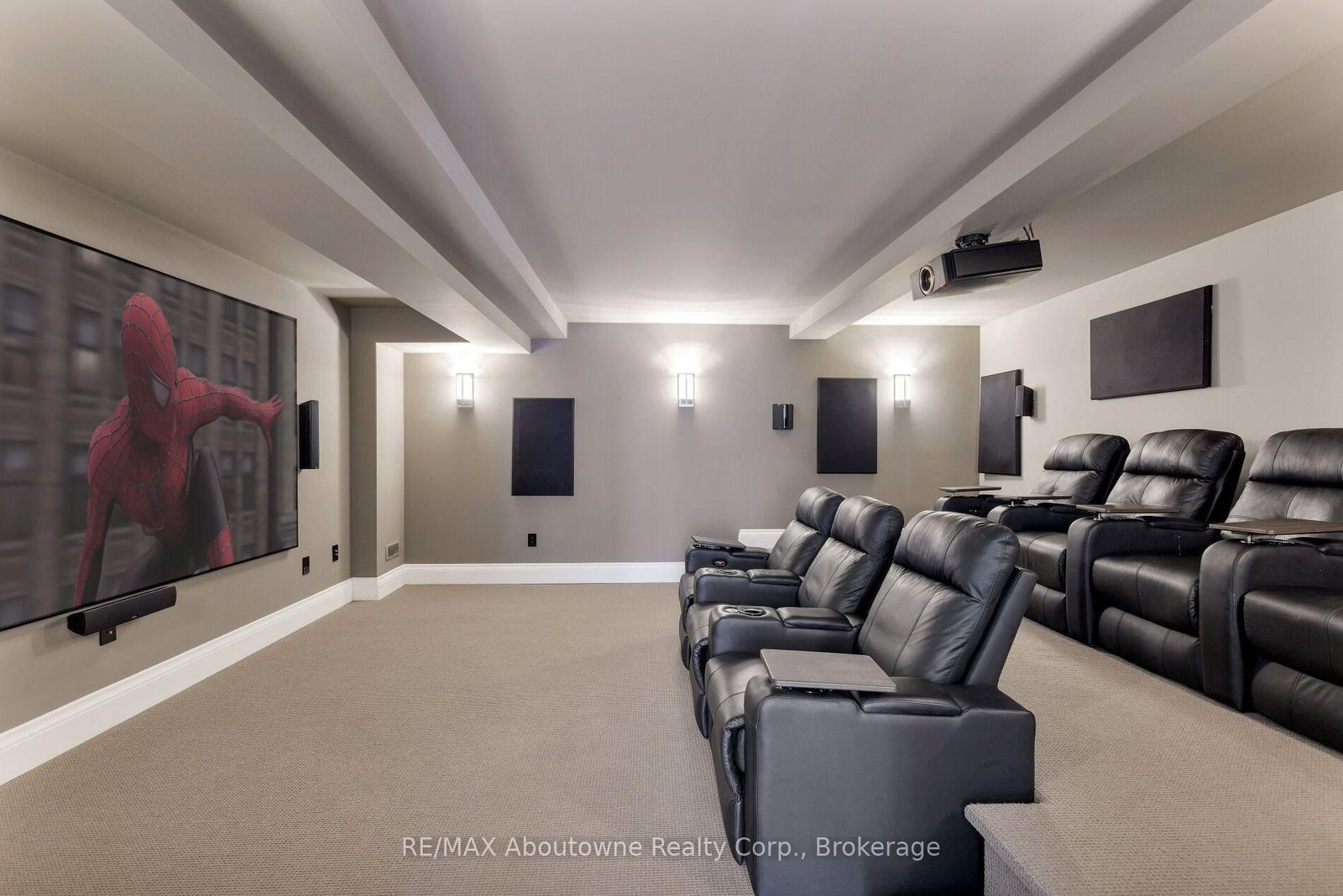 456 Lakeshore Road W • Oakville, ON photo 39