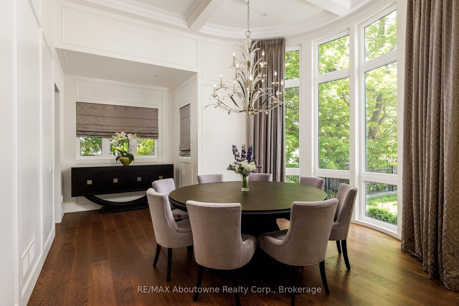 456 Lakeshore Road W • Oakville, ON photo 7
