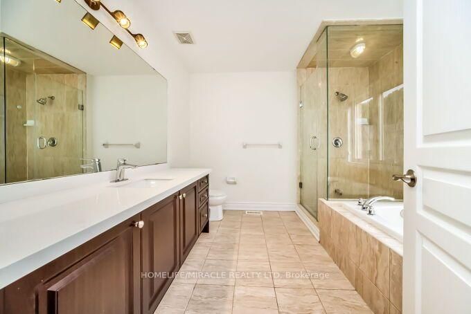 14 Bonnie Braes Drive • Brampton, ON photo 23