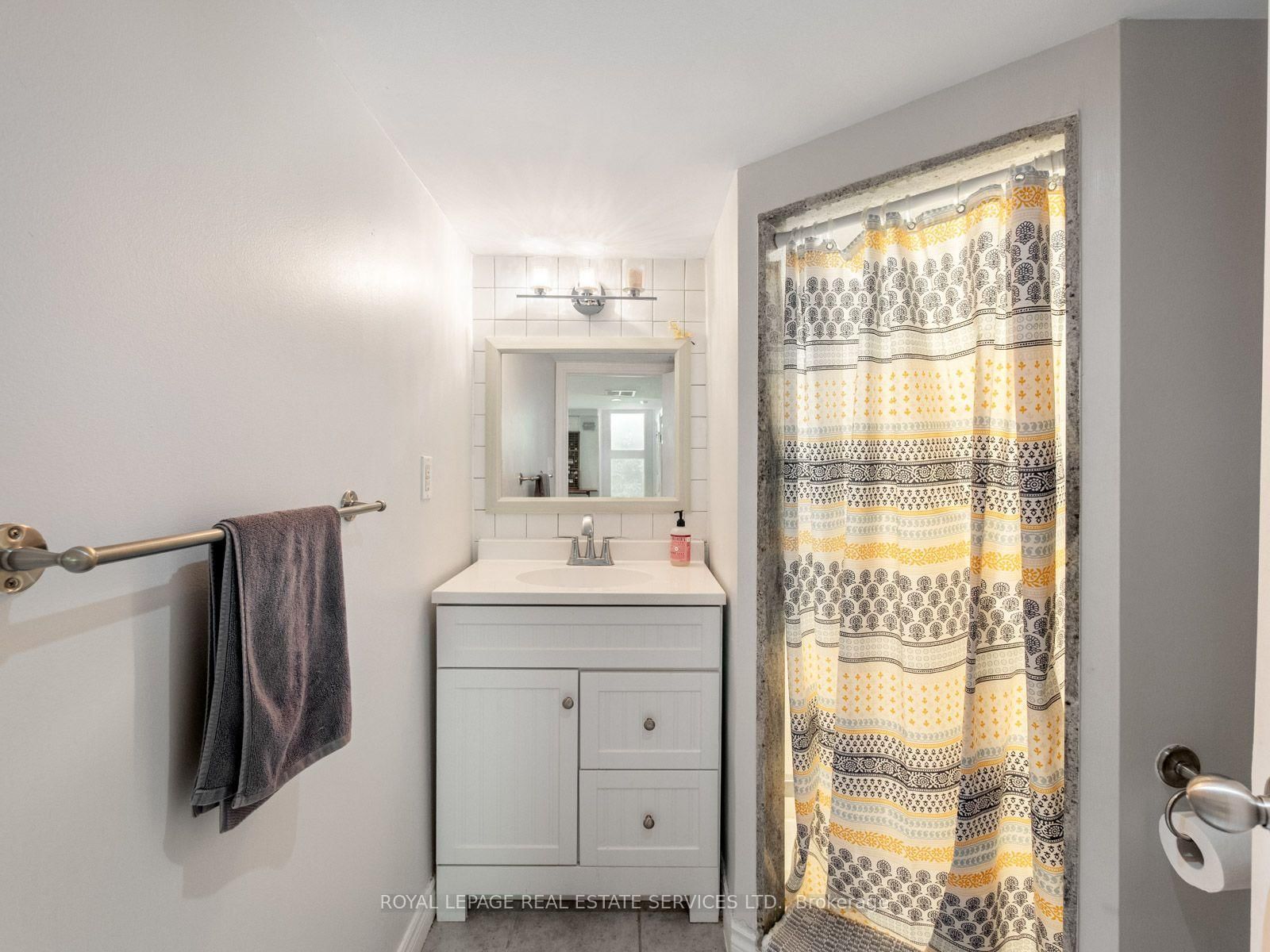 179 Hallam Street • Toronto, ON photo 39