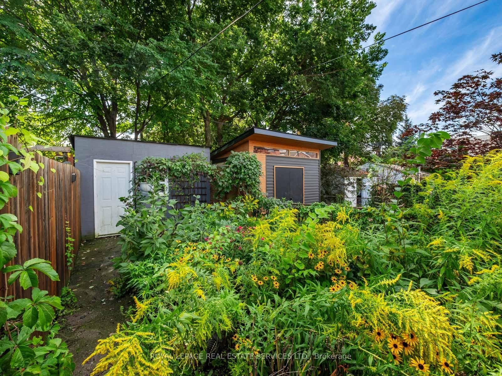 179 Hallam Street • Toronto, ON photo 47