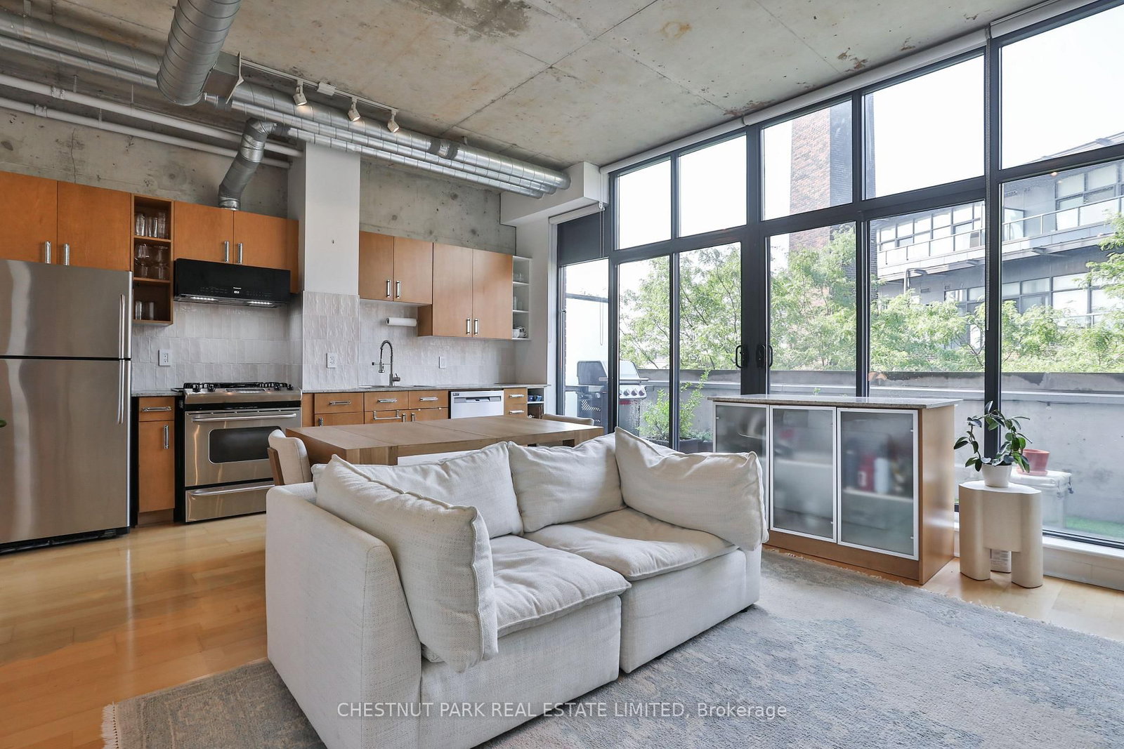 369 Sorauren Avenue • #414 • Toronto, ON photo 13