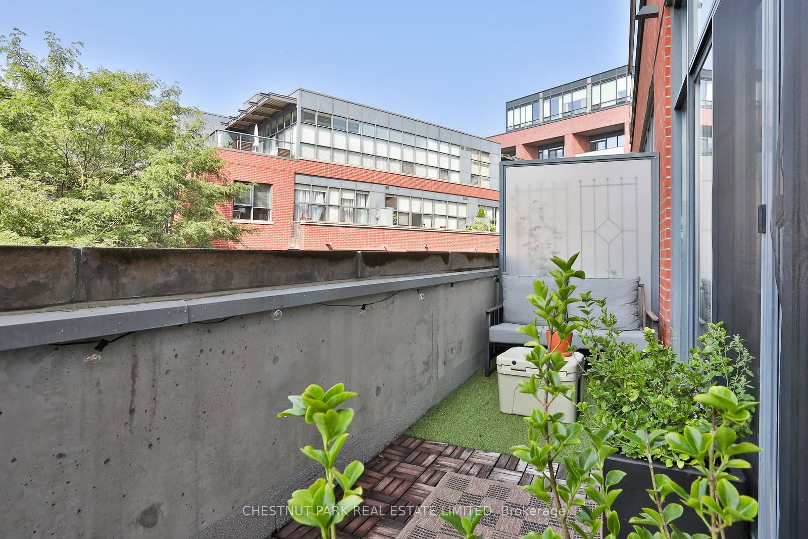 369 Sorauren Avenue • #414 • Toronto, ON photo 21