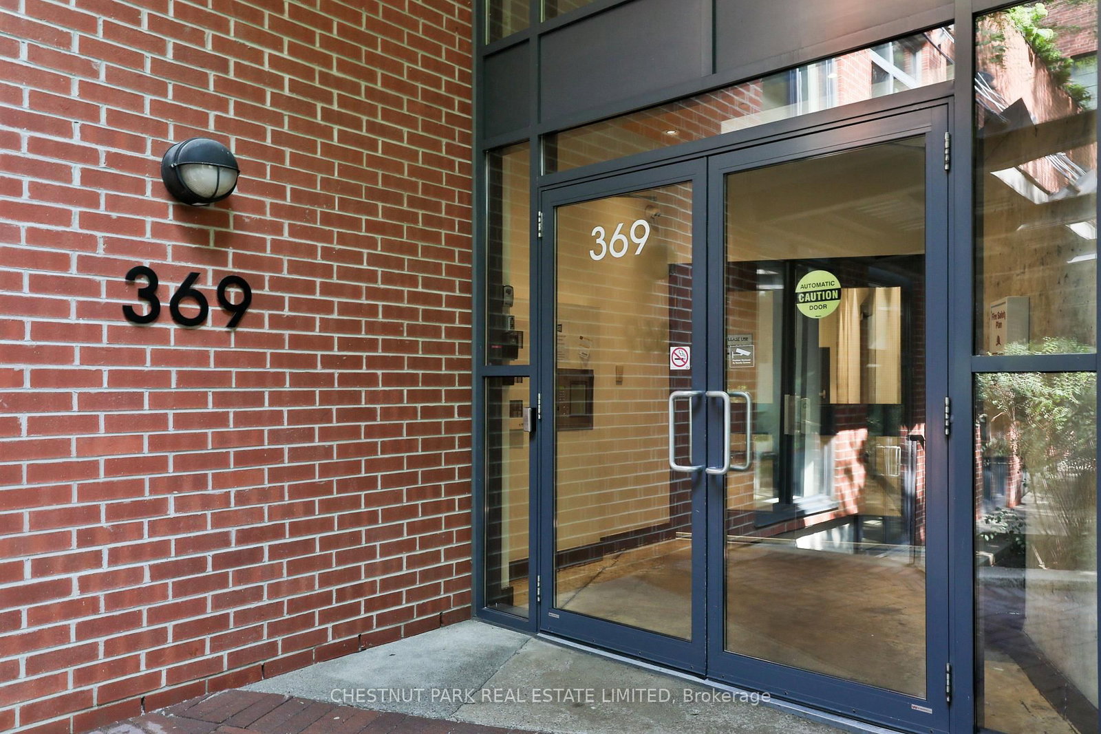 369 Sorauren Avenue • #414 • Toronto, ON photo 3