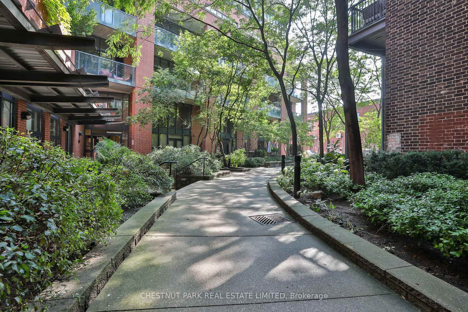 369 Sorauren Avenue • #414 • Toronto, ON photo 30