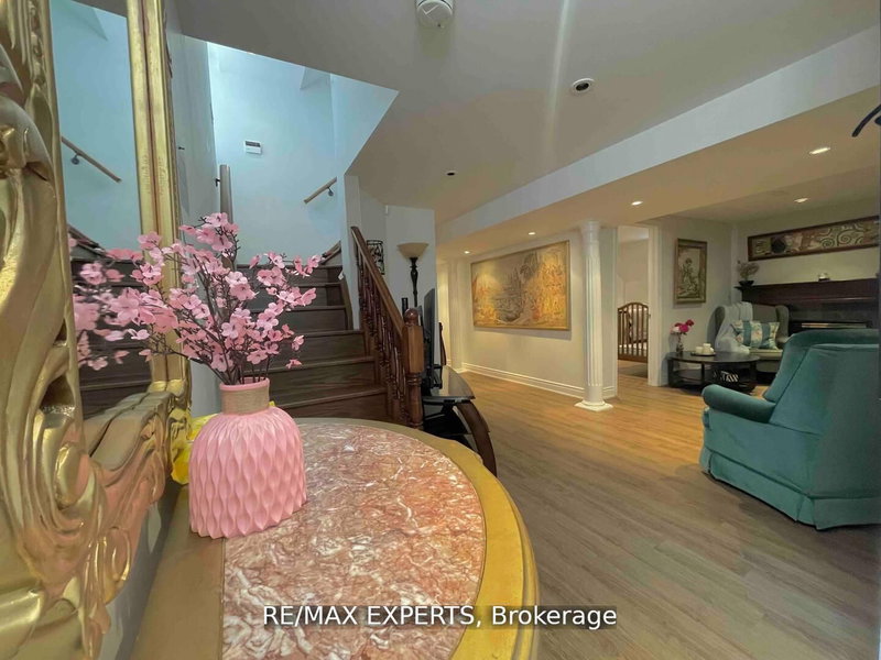 482 Malaga Mississauga,ON L5B 3W2 — Photo 28