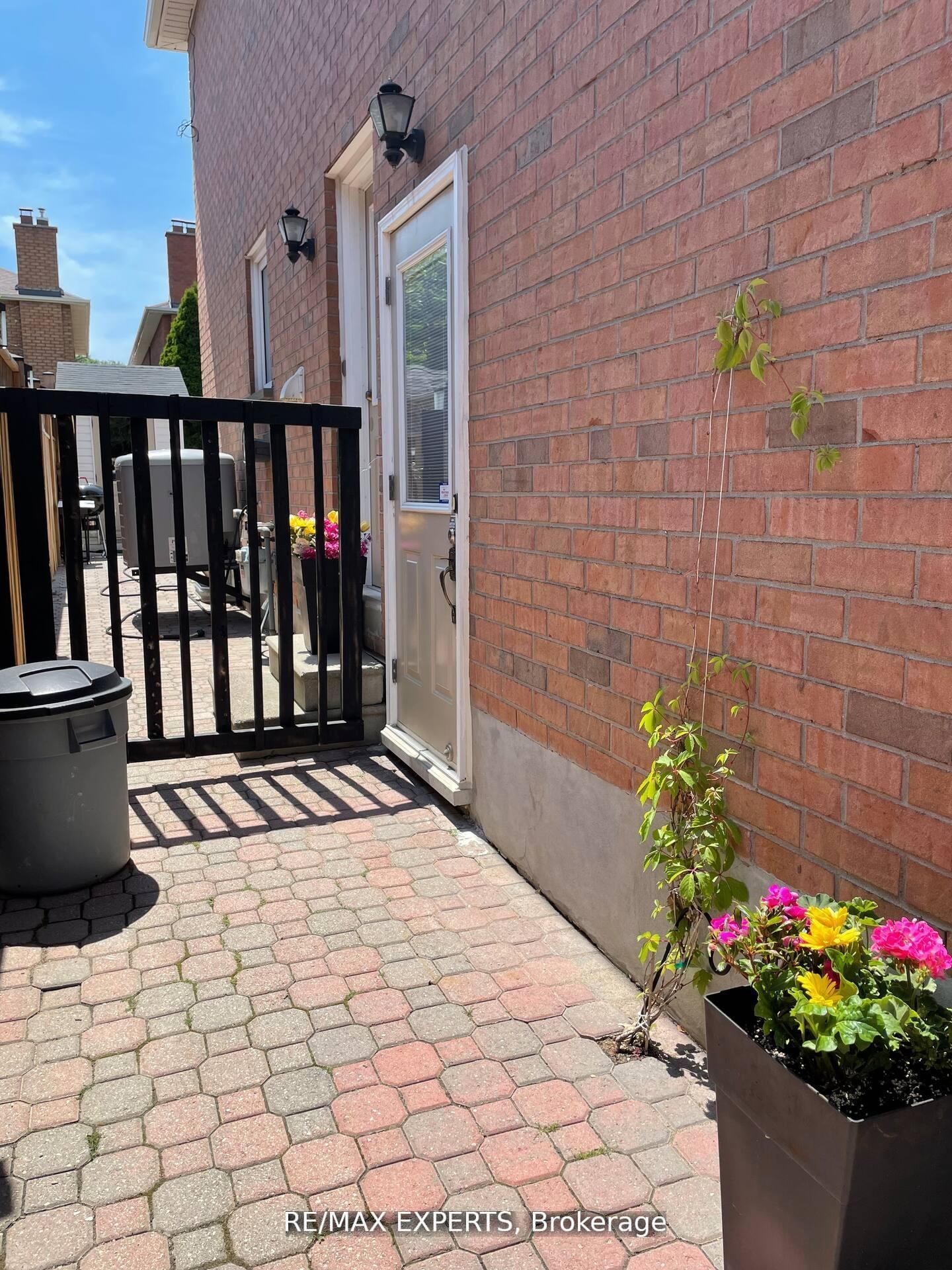 482 Malaga Mississauga,ON L5B 3W2 — Photo 36