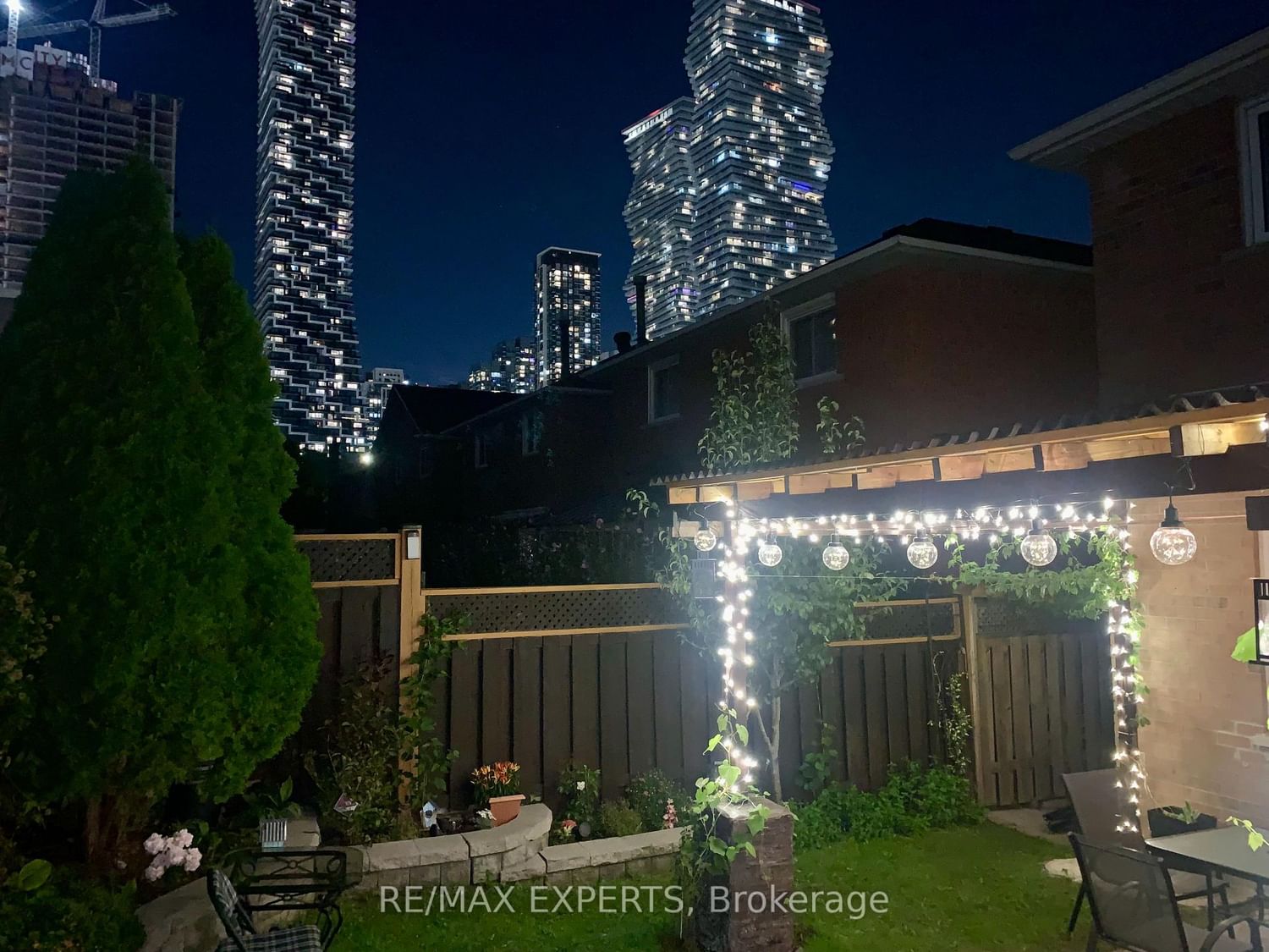 482 Malaga Mississauga,ON L5B 3W2 — Photo 38