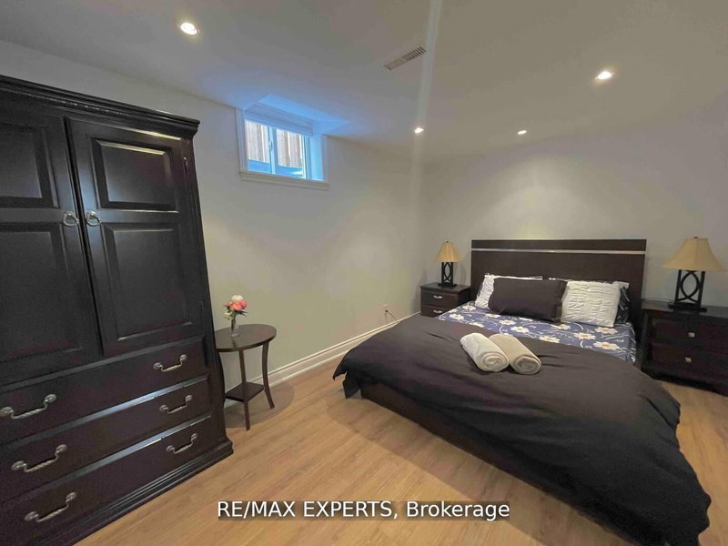 482 Malaga Mississauga,ON L5B 3W2 — Photo 40